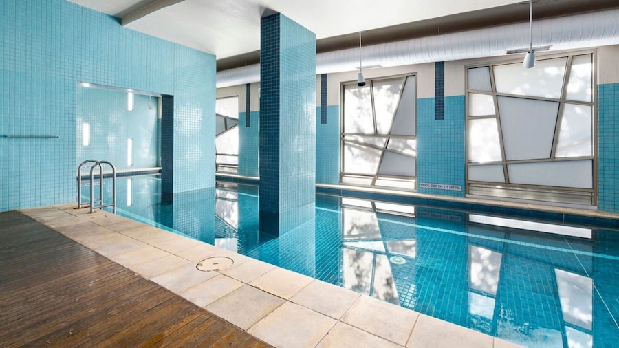 Readyset Apartments at The Summit