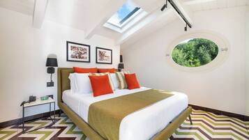 1 bedroom, desk, free WiFi, bed sheets