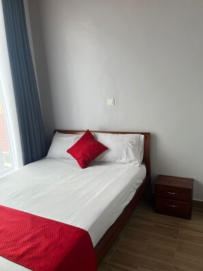 Deluxe Double Room, Balcony, Lake View - Via Via Kigali Apartment. (Kigali)