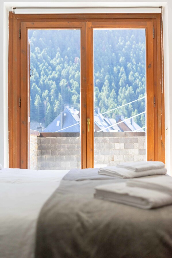 3 chambres, lit parapluie, Wi-Fi gratuit, draps fournis