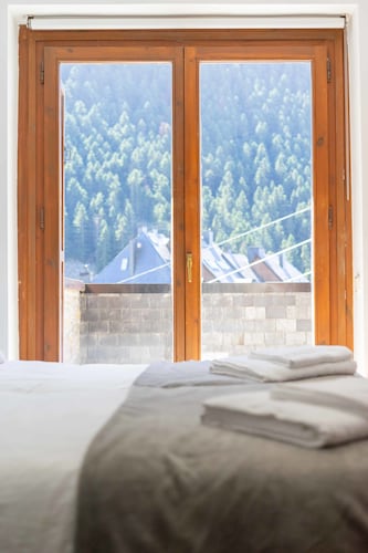 Mow’s Snow Lodge– Ski-in/Ski-out in Baqueira-Beret