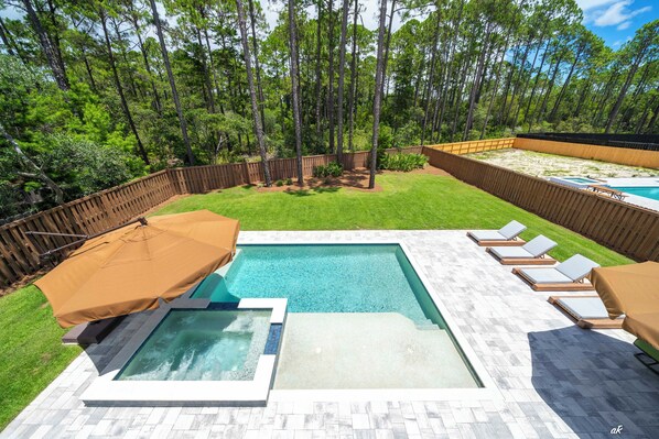 Beheizter Pool