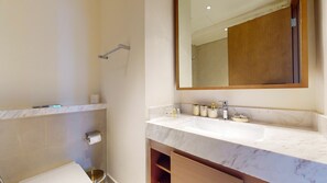 Free toiletries, hair dryer, towels, toilet paper