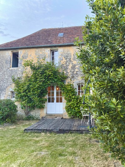 Bernard's self-catering cottage in the heart of the Perche!  