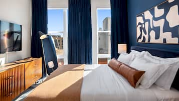2 bedrooms, desk, iron/ironing board, free WiFi
