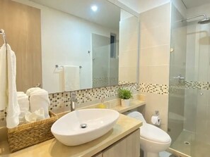 Soap, shampoo - Nice 3BR condo w/ ocean view (Cartagena de Indias)