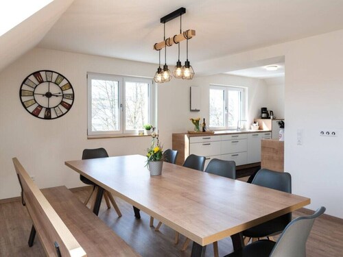 Oak Comfortable Holiday Residence