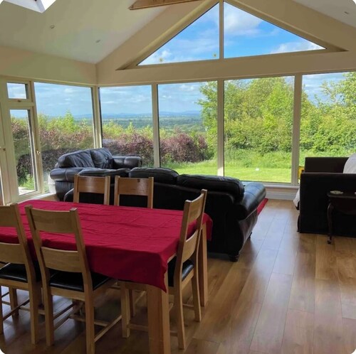 Beautiful bungalow with WiFi in charming Myshall