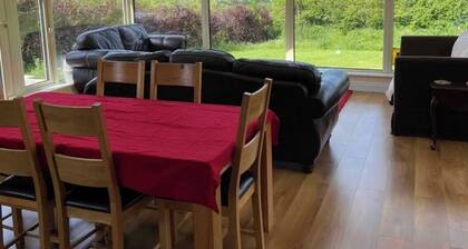 Beautiful bungalow with WiFi in charming Myshall