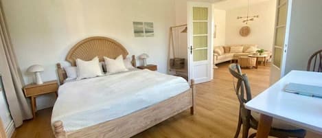 2 bedrooms