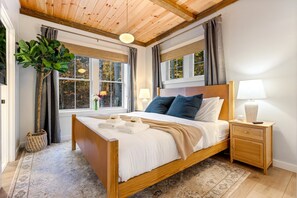 6 Schlafzimmer, Schreibtisch, Bügeleisen/Bügelbrett, kostenloses WLAN