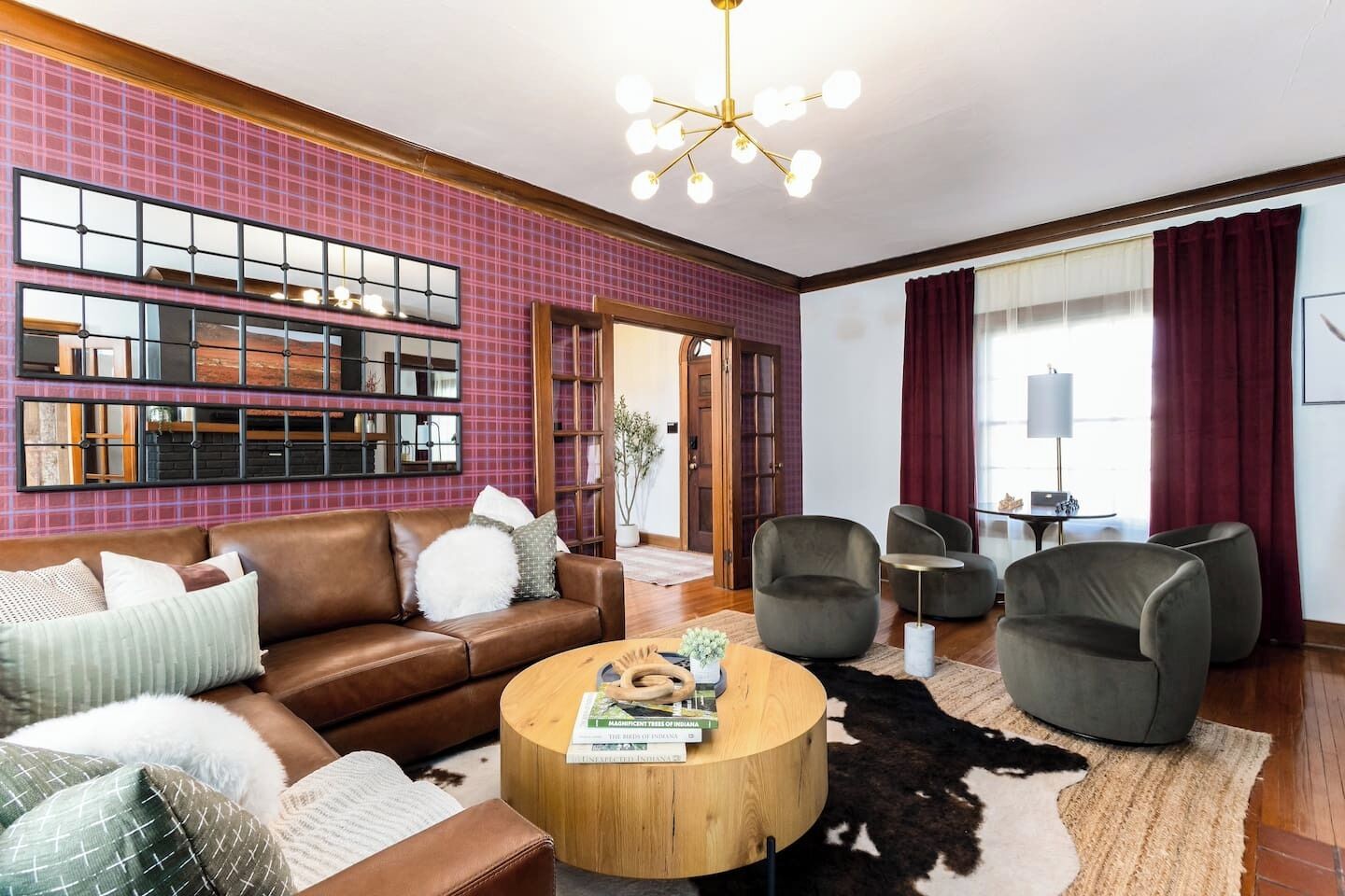 智能电视、壁炉、电子游戏、桌上足球