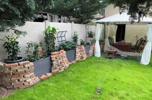 Outdoor dining - Historic retro loft near Potsdam, Garten+Seenah (Schwielowsee)