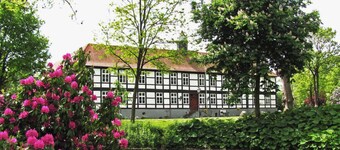 "B" High Seat Comfortable Holiday Residence