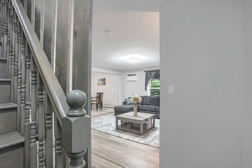 Discover Nature’s Glory! Perfect Family Home