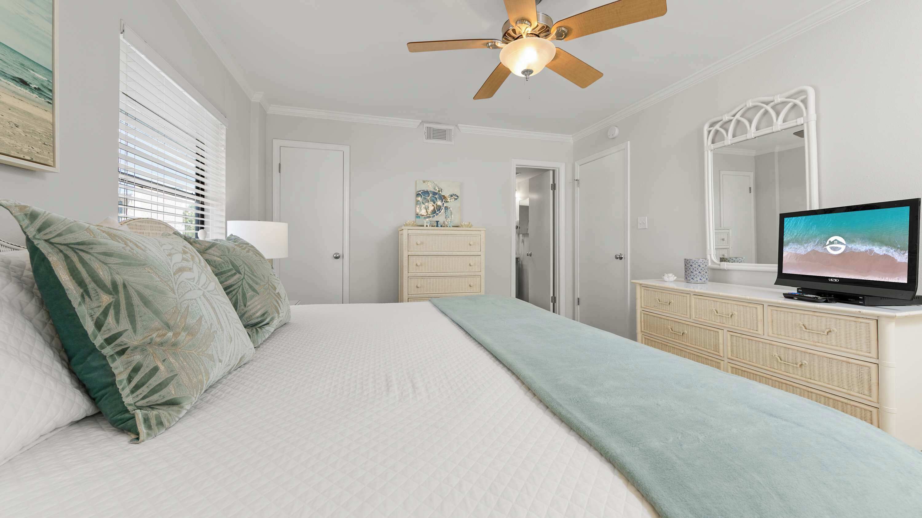 Seaside Beach & Racquet Club 5214 Reviews, Deals & Photos 2026