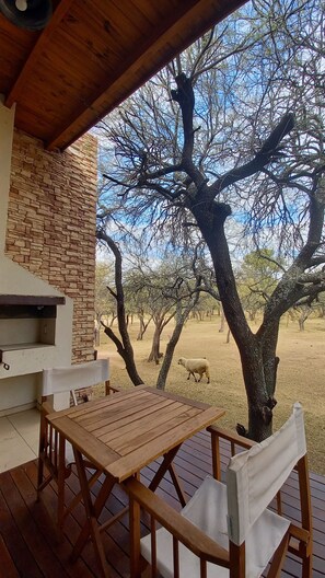 Comfort Cabin, Park View | Terrace/patio - Cabañas El Principio (San Lorenzo)