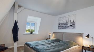 2 phòng ngủ, trang bị nội thất với thiết kế riêng biệt