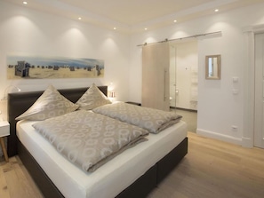 House | 2 bedrooms, individually furnished, iron/ironing board - SPA Apartment First Sellin (Sellin)