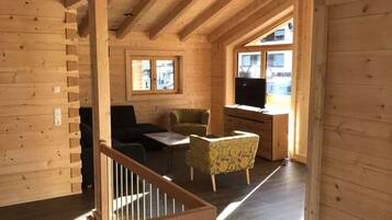 Chalet | Living area