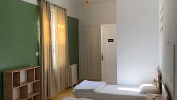 Standard Shared Dormitory | Laptop workspace, free WiFi