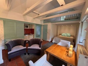 1 bedroom, individually furnished, iron/ironing board - on the Ilmenau With Therapy Options (Jelmstorf)