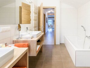 Ferienhaus | Badezimmer