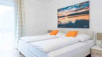 1 bedroom, individually furnished, iron/ironing board