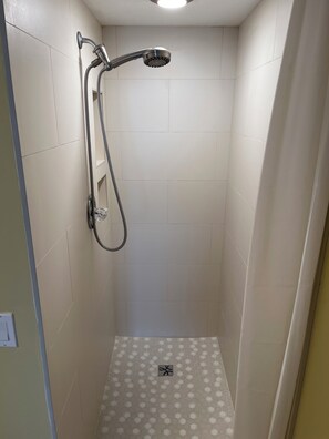 Shower, hair dryer, towels, soap - Ponce Inlet Beach Front Condo  (Ponce Inlet)