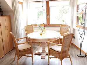 Dining - Ingrid Menzel Comfortable Holiday Residence (Butjadingen)