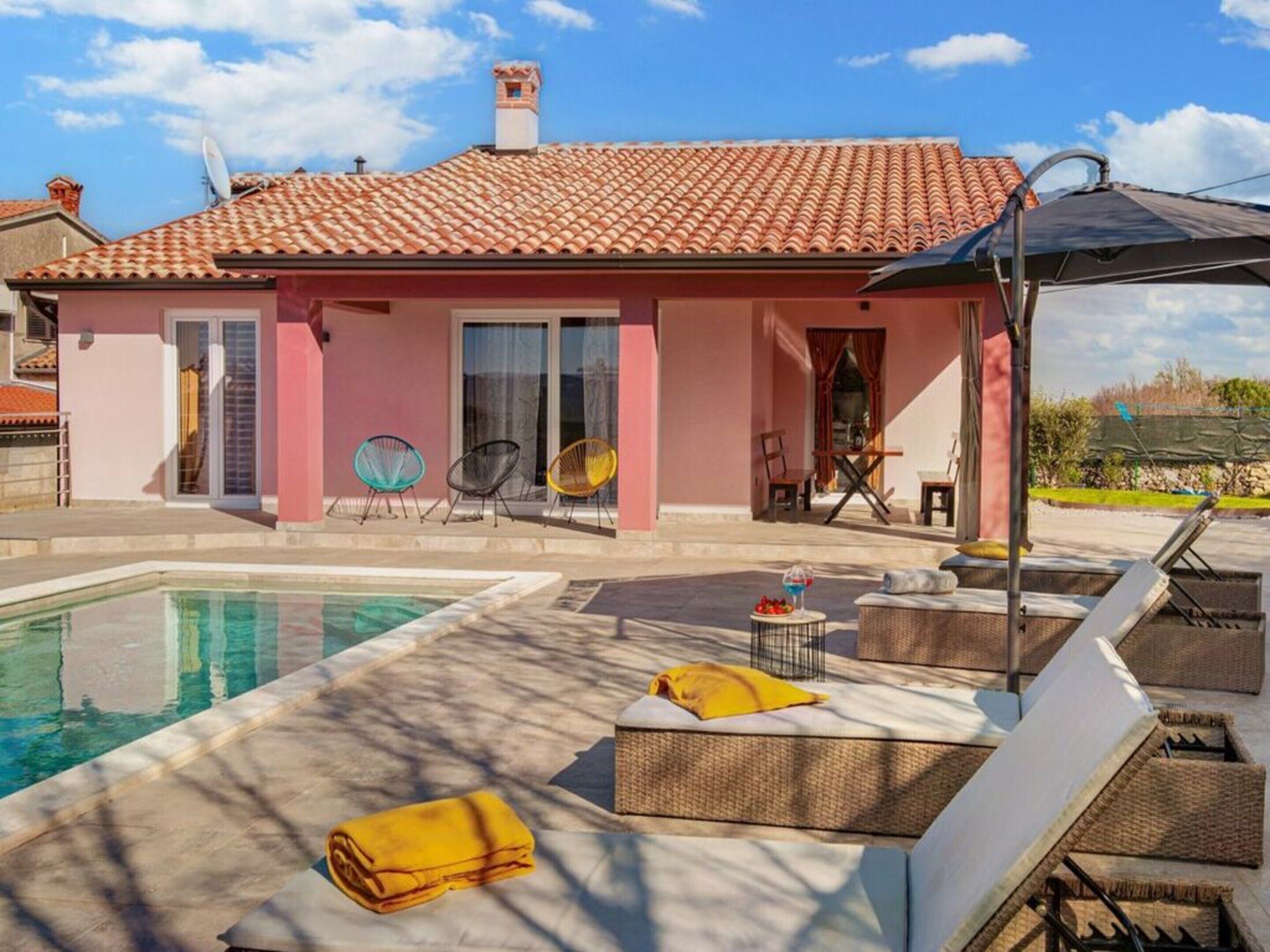 House | Pool | Outdoor pool