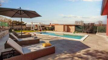 House | Pool | Outdoor pool