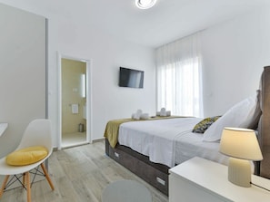 Villa | 5 bilik tidur, dilengkapkan perabot secara berasingan 