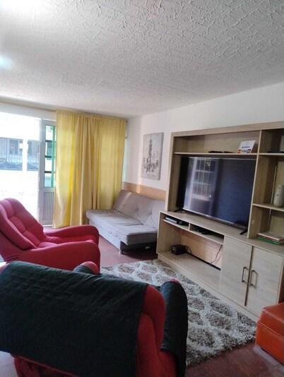 Apartment Iwoo HR with WiFi, AC in welcoming Villavicencio