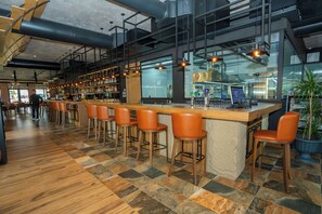 Restaurant - Porta e Alpeve (Qendër)