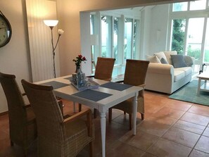 Dining - Grabowblick Comfortable Holiday Residence (Barth)