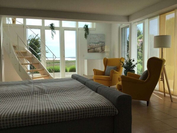 1 bedroom, individually furnished, iron/ironing board