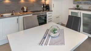 House | Private kitchen - Holiday Apartment Landoase (Norden)