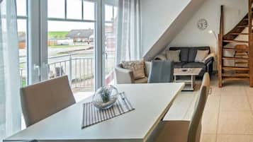 House | Dining