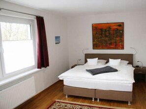 บ้านเคลื่อนที่ | 4 ห้องนอน, ตกแต่งพิเศษโดยเฉพาะ, เตารีด/โต๊ะรีดผ้า