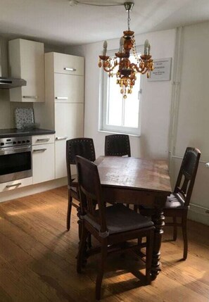 Mobile Home | Private kitchen