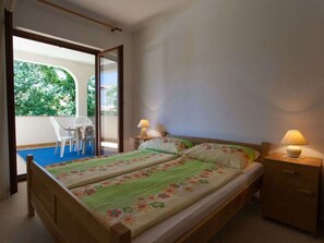 2 bedrooms, individually furnished