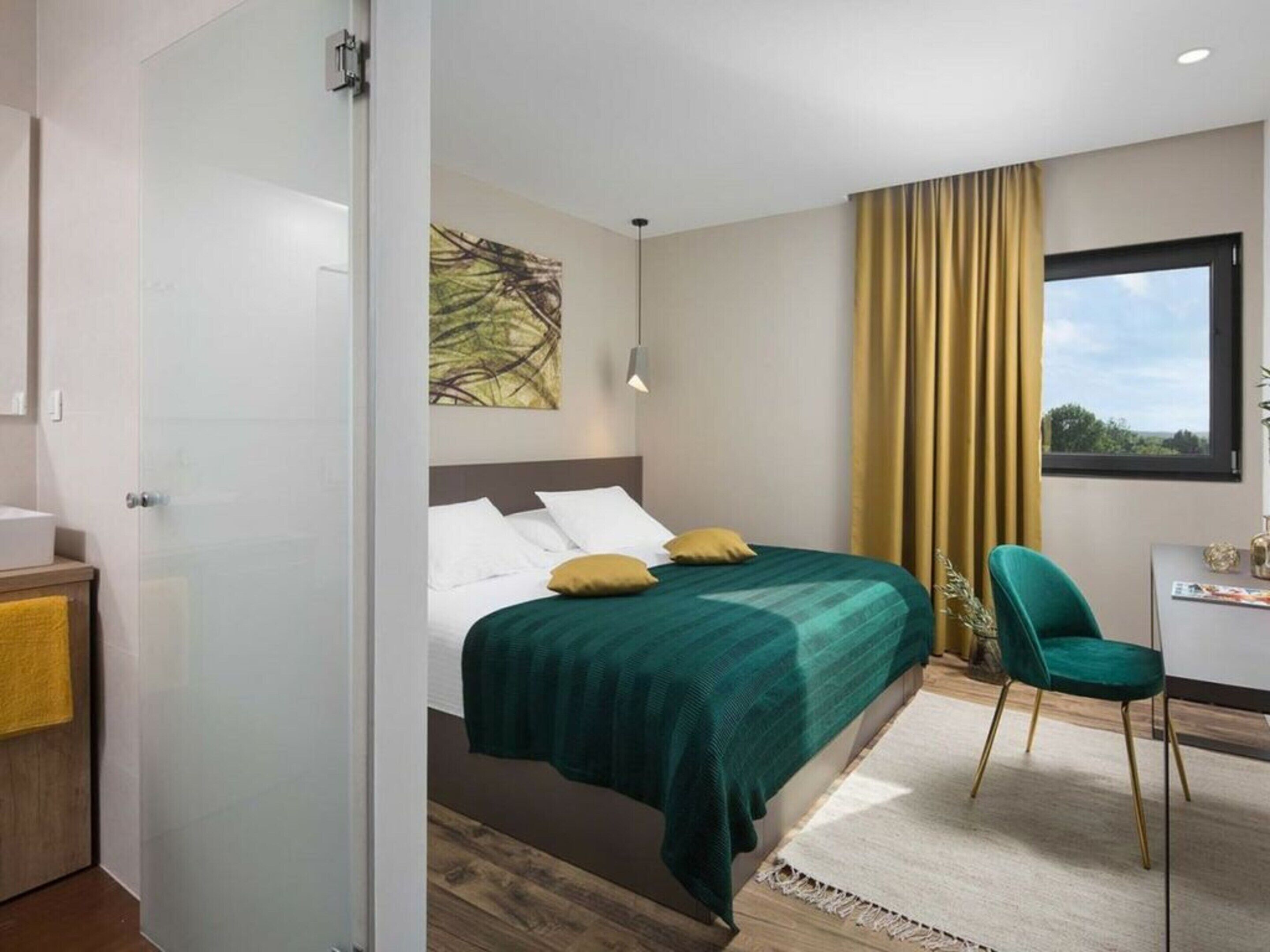 Villa | 4 bedrooms, individually furnished, iron/ironing board