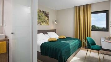 Villa | 4 bedrooms, individually furnished, iron/ironing board