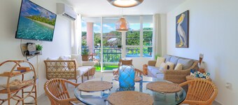 The Escape House - condo in Ceiba