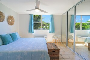 3 habitaciones, tabla de planchar con plancha, wifi y ropa de cama 