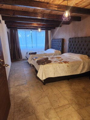 2 bedrooms, WiFi, bed sheets