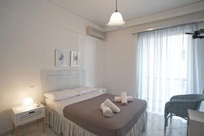 1 camera, ferro/asse da stiro, Wi-Fi, lenzuola