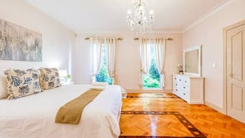 7 chambres, bureau, fer et planche à repasser, Wi-Fi gratuit