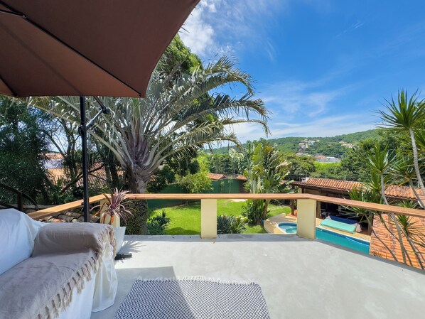 Deluxe Suite, Pool View